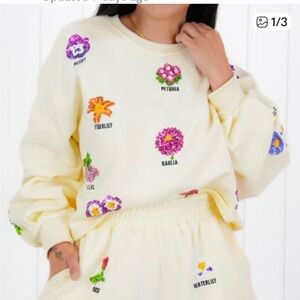 QUEEN OF SPARKLES Floral Sequin Embellished Sweatshirt - Cream